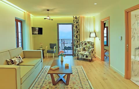 Suite with panoramic lake view at Arktos Boutique Hotel